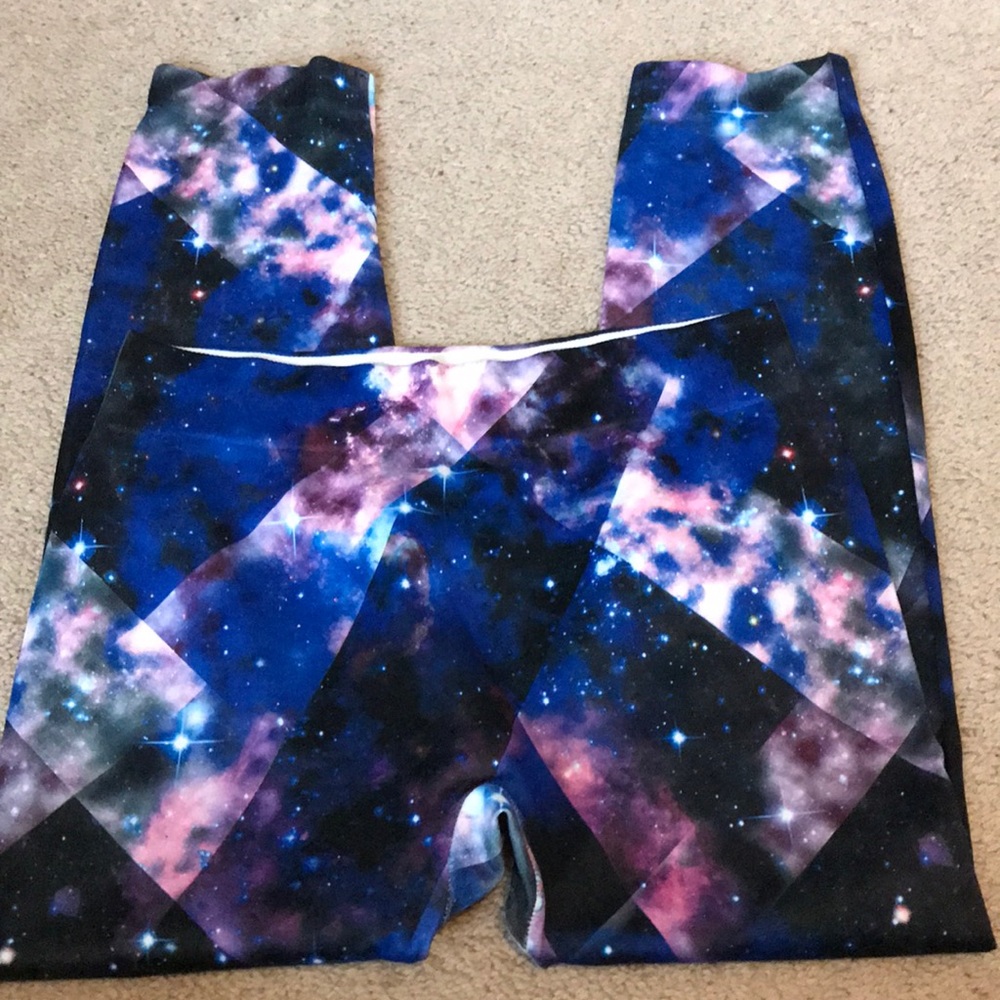 Workout pants